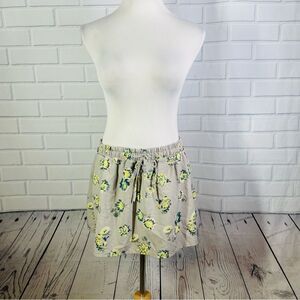 10/$25🦋 Gap Body Gray Floral Mini Skirt - Size Small